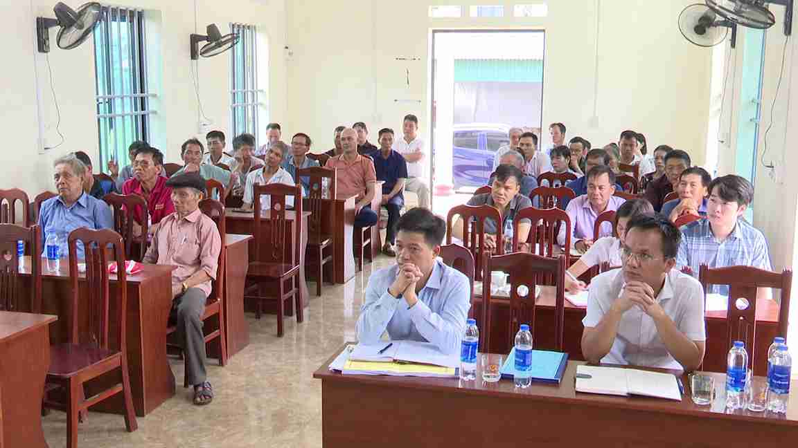 Người dân phường Trần Liễu tham dự hội nghị triển khai dự án giao thông dân sinh. Ảnh: Phường Trần Liễu