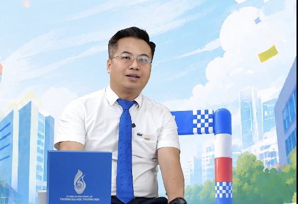 PGS.TS Phan Đình Quyết - Giám đốc Trung tâm Quan hệ doanh nghiệp và Việc làm, Trường Đại học Thương mại