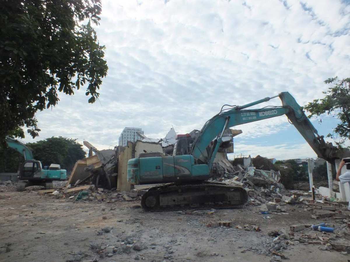 フンイエン省ブーフック区フックカイン交通ジャンクションプロジェクトを実施するための土地収用強制執行。写真:ブーフック区文化社会室