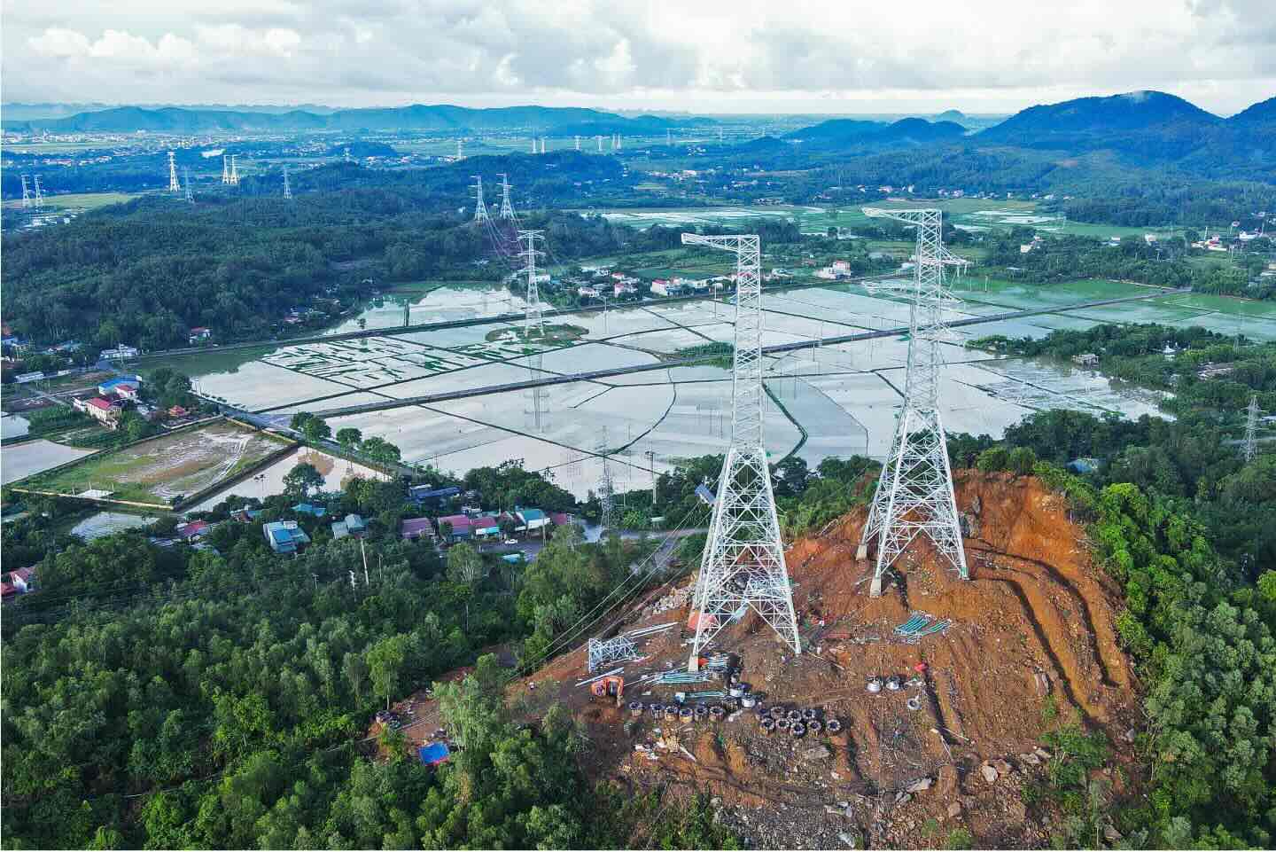 The Ministry of Industry and Trade requests localities to review and supplement the adjusted Power Plan VIII. Photo: Phan Anh