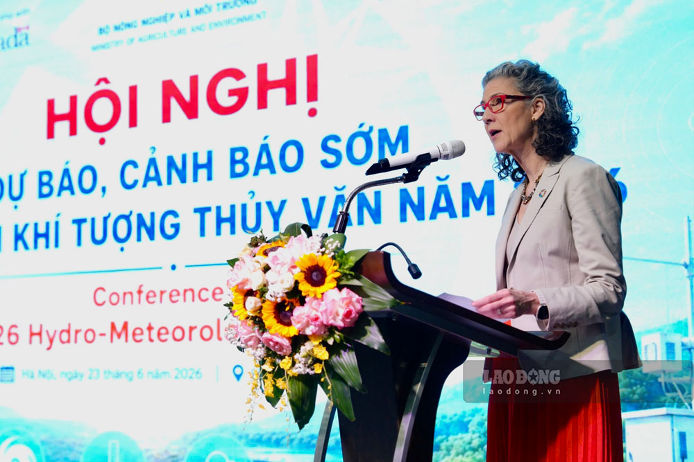 Bà Ramla Khalidi, Trưởng Đại diện thường trú UNDP tại Việt Nam phát biểu tại Hội nghị.