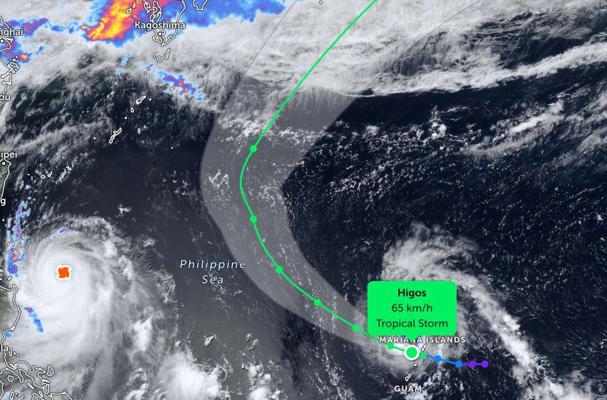 Áp thấp nhiệt đới gần Biển Đông chính thức mạnh lên thành bão. Ảnh: JTWC