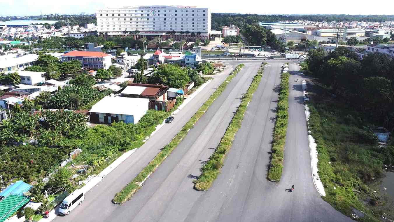 Groundbreaking ceremony for the Nguyen Huu Canh Avenue construction investment project on June 30. Photo: HAC