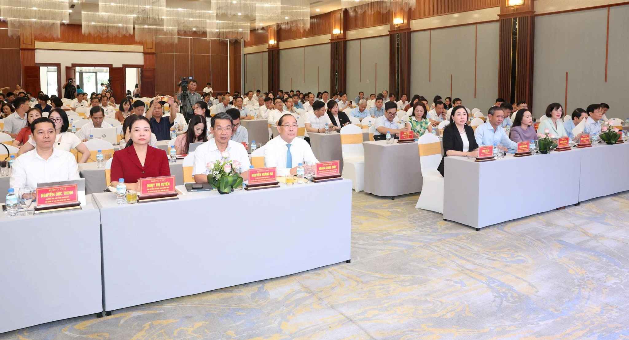 Delegates attending the conference to study, study, thoroughly grasp and implement the Resolution of the 11th National Congress of the Vietnam Fatherland Front, term 2026 - 2031. Photo: Nguyen Truong