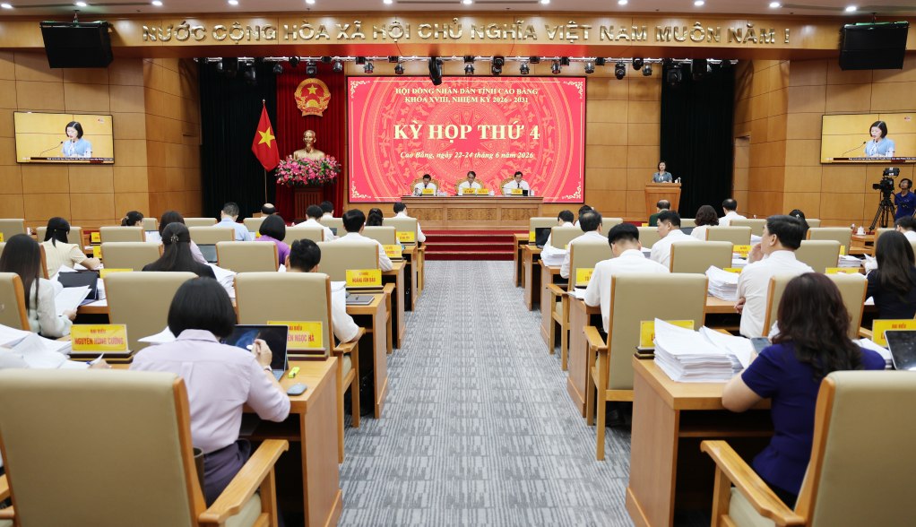 Toàn cảnh ngày làm việc thứ 2 Kỳ họp thứ 4, HĐND tỉnh Cao bằng khóa XVIII. Ảnh: Vũ Tiệp