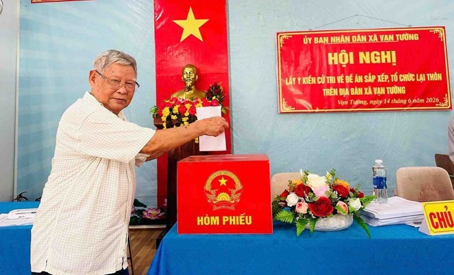 Phụ cấp Trưởng thôn, Bí thư chi bộ thôn ở Quảng Ngãi từ ngày 1.7 được điều chỉnh. Ảnh: UBND xã Vạn Tường, tỉnh Quảng Ngãi.

