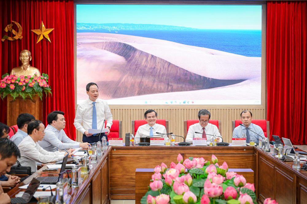 GS.TS Trần Hồng Thái phát biểu kết luận Hội thảo. Ảnh: Ái Vân
