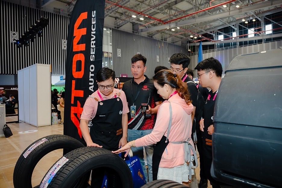 OTO-HUI cooperates with accompanying units to bring many sharing sessions revolving around prominent issues of the current automotive service industry. Photo: Organizing Committee.