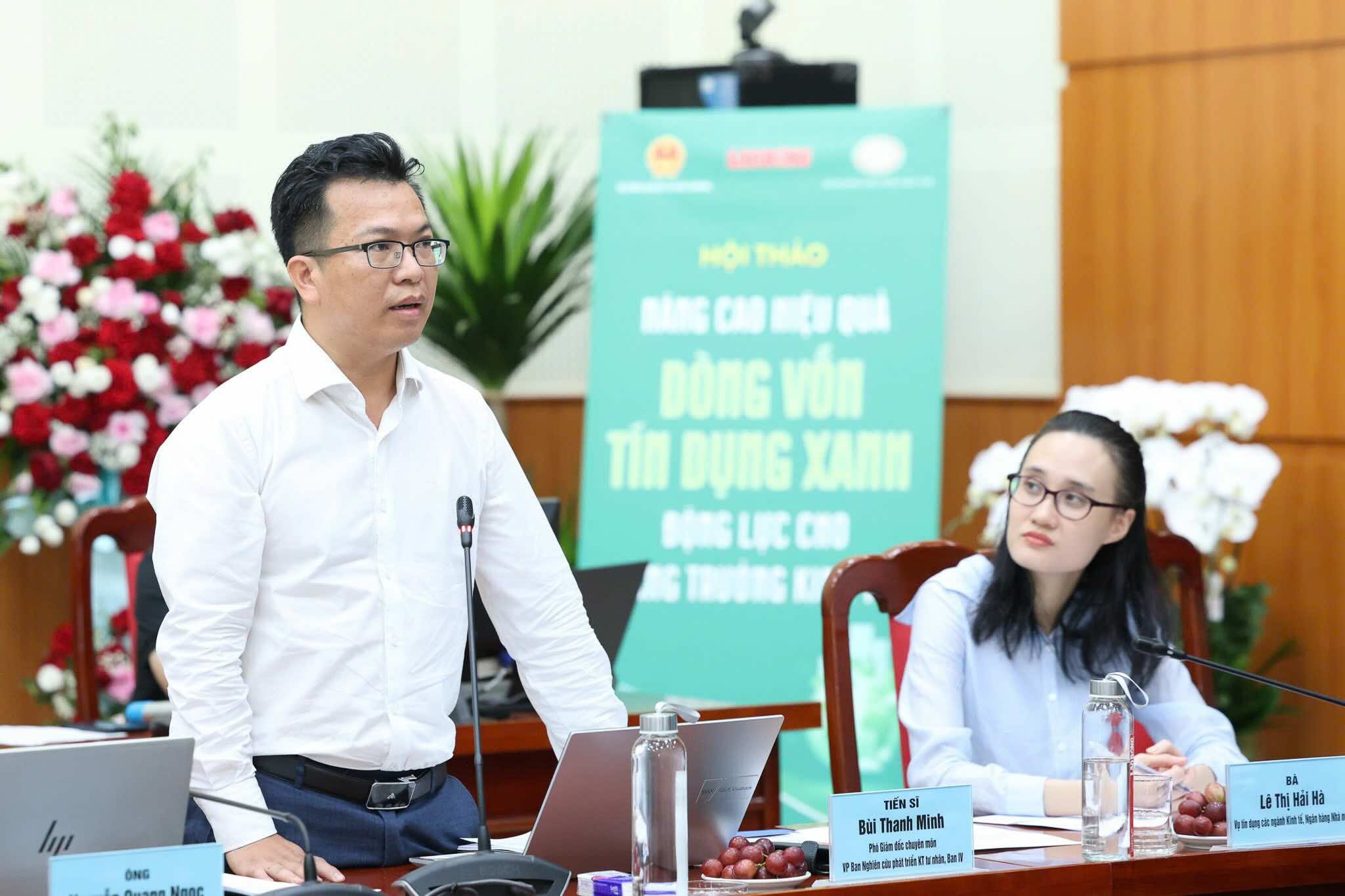 Dr. Bui Thanh Minh - Deputy Director of Professional Affairs Office of the Private Economic Development Research Board (Board IV) speaks at the Workshop "Improving the efficiency of green credit capital flows, green credit, driving force for economic growth". Photo: Hai Nguyen