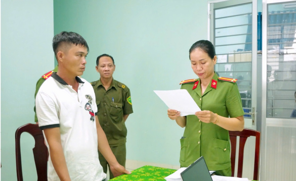 Nguyen Cong Bang was prosecuted and detained for investigation into the act of intentionally causing injury. Photo: CACC