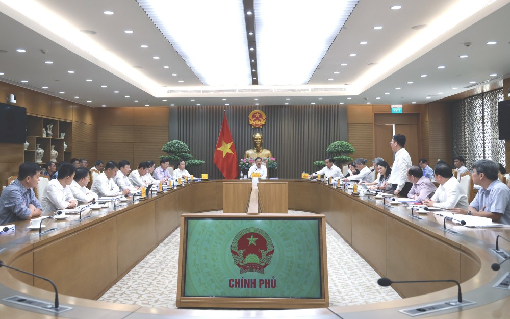 Cuộc họp giải quyết khó khăn, vướng mắc của dự án giải quyết ngập do triều khu vực TPHCM (giai đoạn 1). Ảnh: VGP