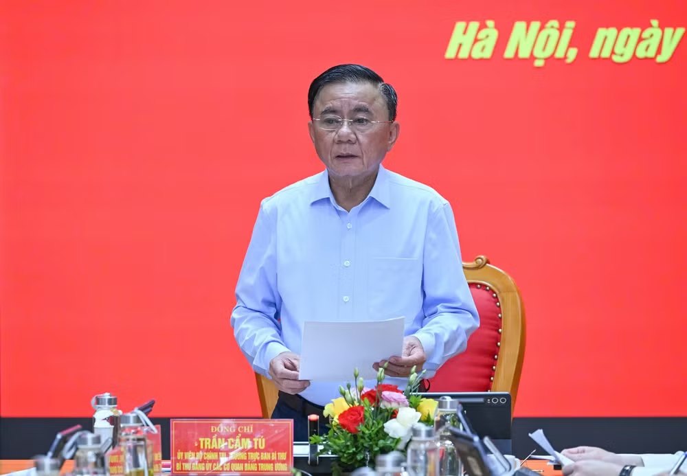 Thường trực Ban Bí thư Trần Cẩm Tú đã ký ban hành Kết luận số 52 – KL/TW ngày 20/6/2026 của Bộ Chính trị về chủ trương thành lập thành phố Bắc Ninh trực thuộc Trung ương. (Ảnh: DUY LINH)