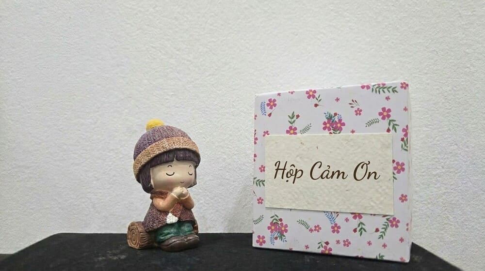 The thank you box is where families can send words of love and share their thoughts for each other. Photo: Tuan Dat