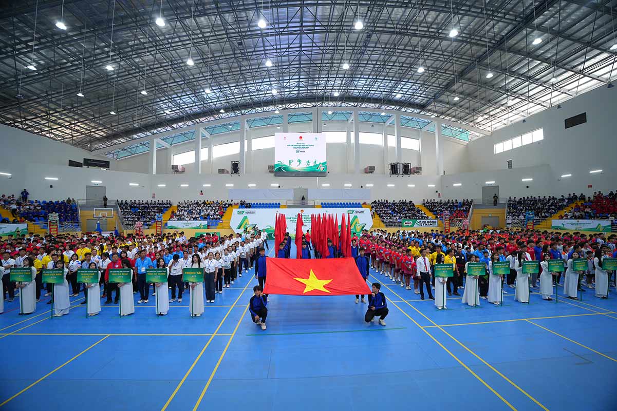 Lễ khai mạc Giải Thể thao học sinh phổ thông toàn quốc 2026 tại Lâm Đồng. Ảnh: Nestlé