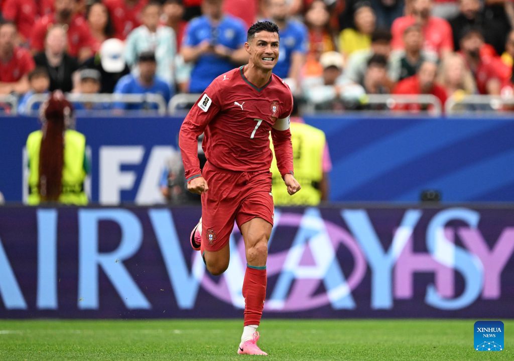 Ronaldo establece una serie de récords tras marcar 2 goles contra Uzbekistán. Foto: Xinhua
