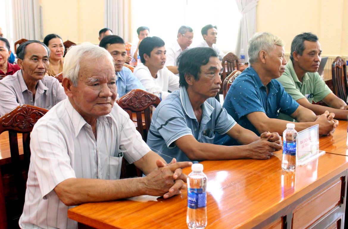 Nông dân Tràm Chim tham dự. Ảnh: Thanh Mai