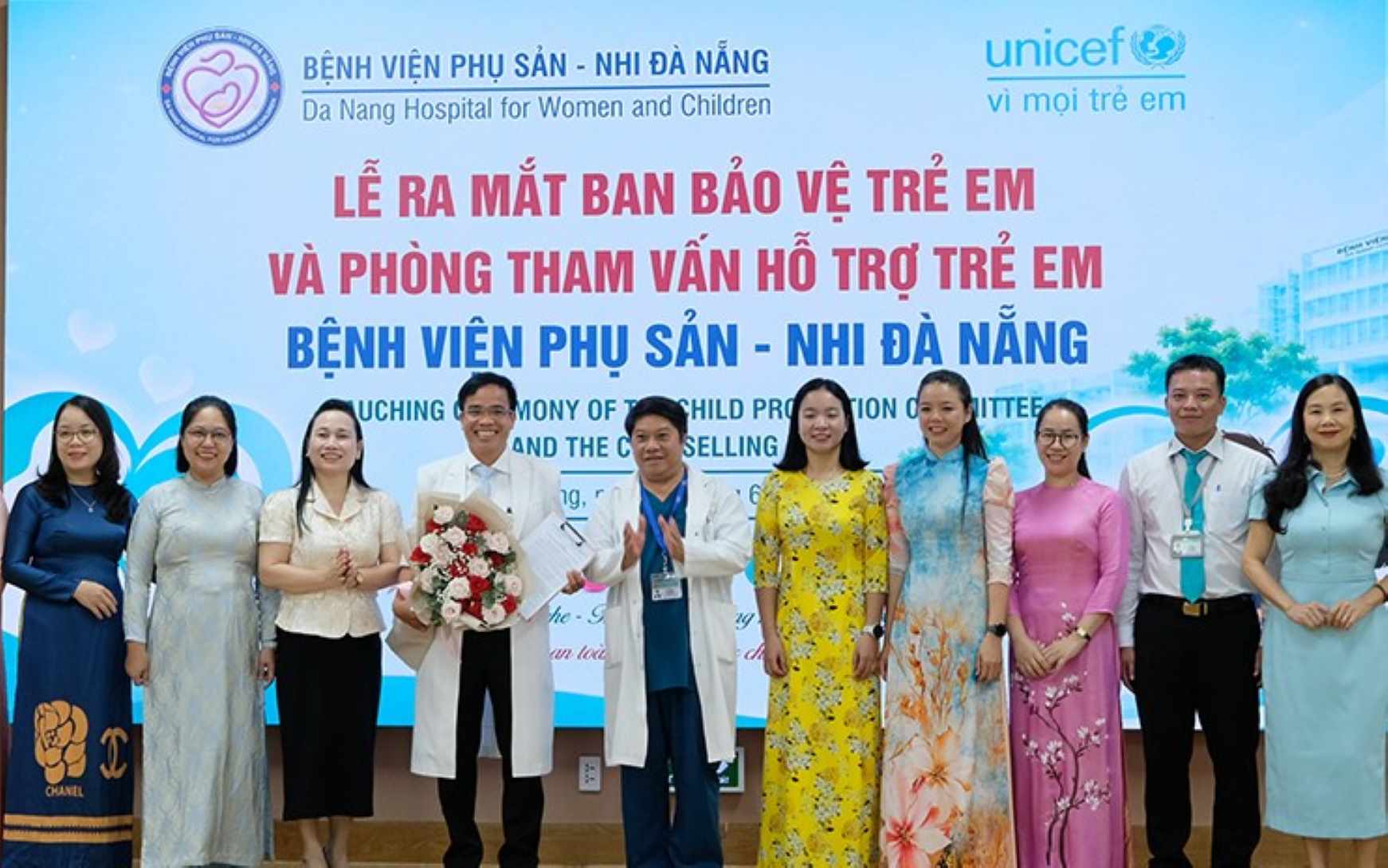 Launching the Children's Protection Board at Da Nang Obstetrics and Pediatrics Hospital. Photo: BVCC
