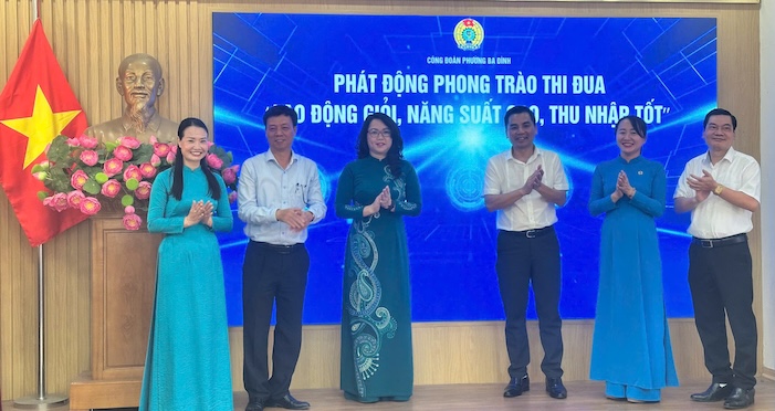 Ba Dinh Ward Trade Union launches emulation movement "Good labor, high productivity, good income". Photo: Ngoc Anh