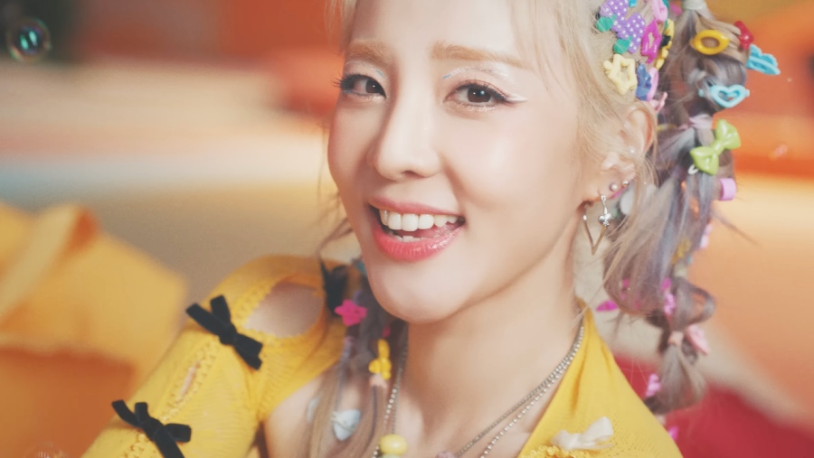 Dara is still actively involved in art after 2NE1 disbanded. Photo: MV FESTIVAL