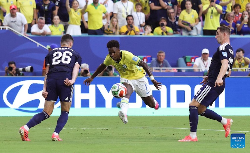Live football Scotland vs Brazil at World Cup 2026. Graphics: Dieu Anh
