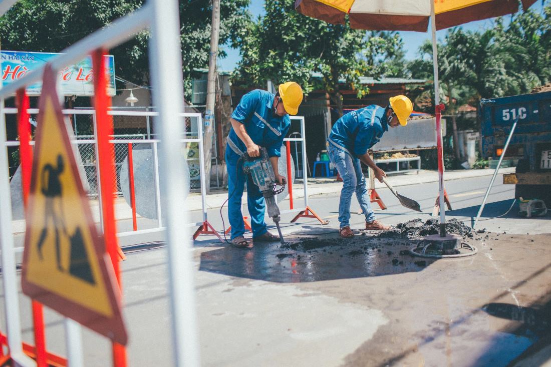 TPHCM có lịch cúp nước một số nơi để thi công các công trình cấp nước. Ảnh: An Huy