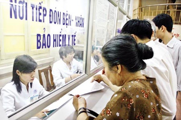 Ministry of Health clarifies the time to implement hospital fee exemption. Photo: BHXH