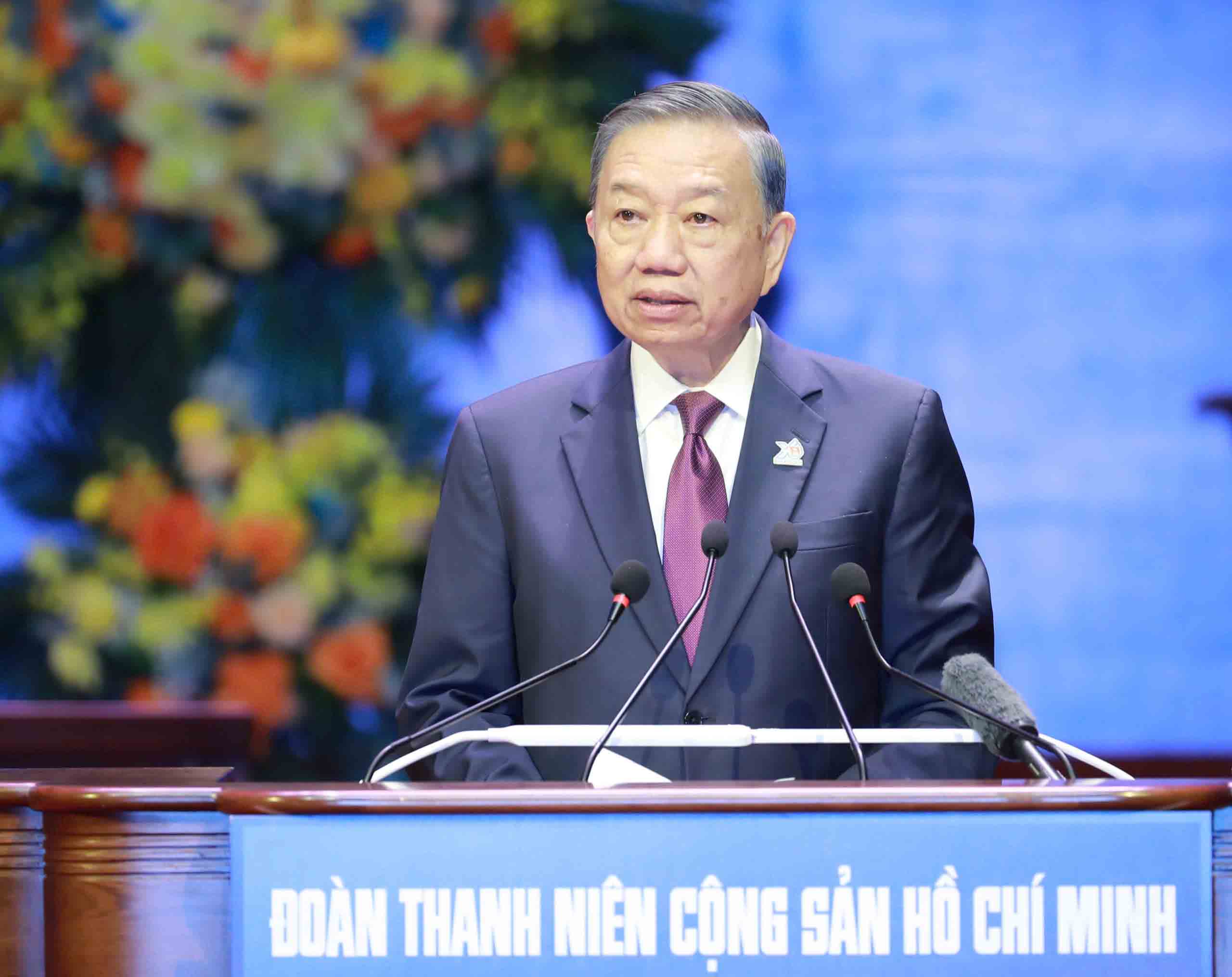 El Secretario General y Presidente Tô Lâm pronunció un discurso de dirección en el Congreso. Foto: Hữu Chánh