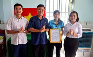 Đồng Nai trao Mái ấm Công đoàn cho công nhân khó khăn