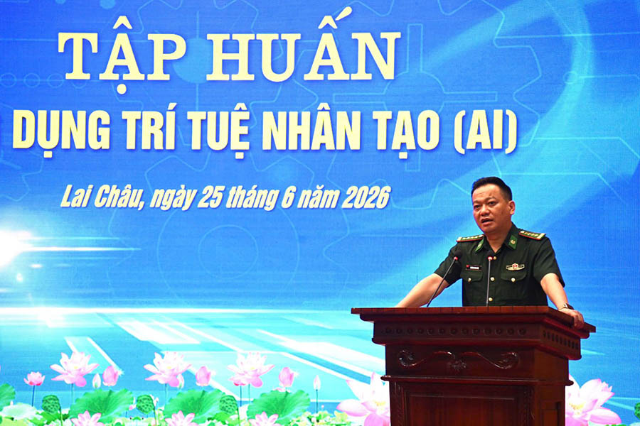 Bộ đội Biên phòng Lai Châu tập huấn ứng dụng AI cho 120 cán bộ