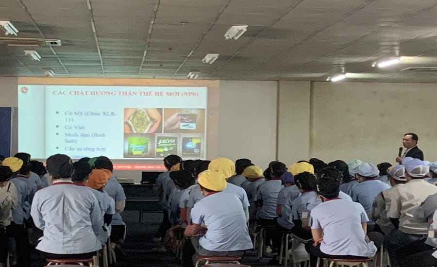 Drug prevention and control training class co-organized by the VGCL for workers in Hai Phong. Photo: Provided by the VGCL