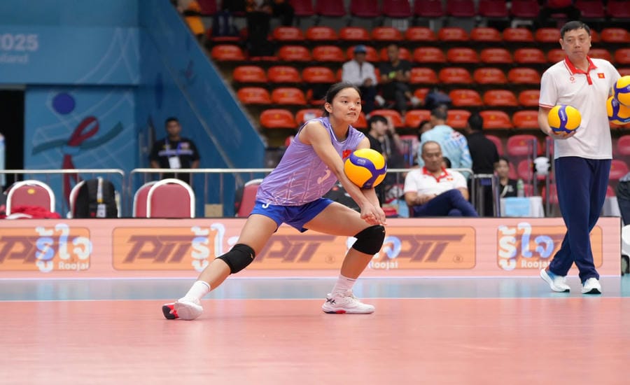 Bui Thi Anh Thao competes at SEA Games 33. Photo: VFV