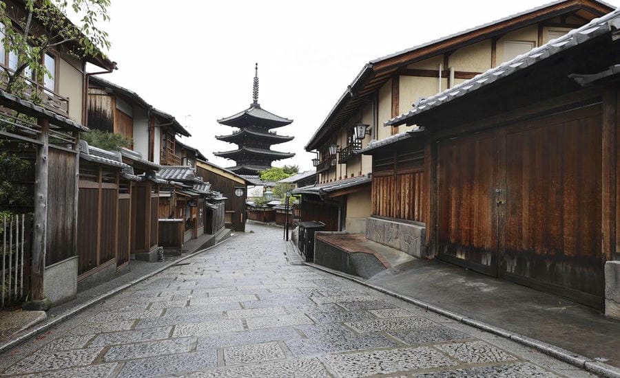 Từ những con phố cổ ở Kyoto đến làng chài Ine ven biển, du khách có thể cảm nhận nhiều lát cắt khác nhau của nước Nhật truyền thống. Ảnh: Xinhua