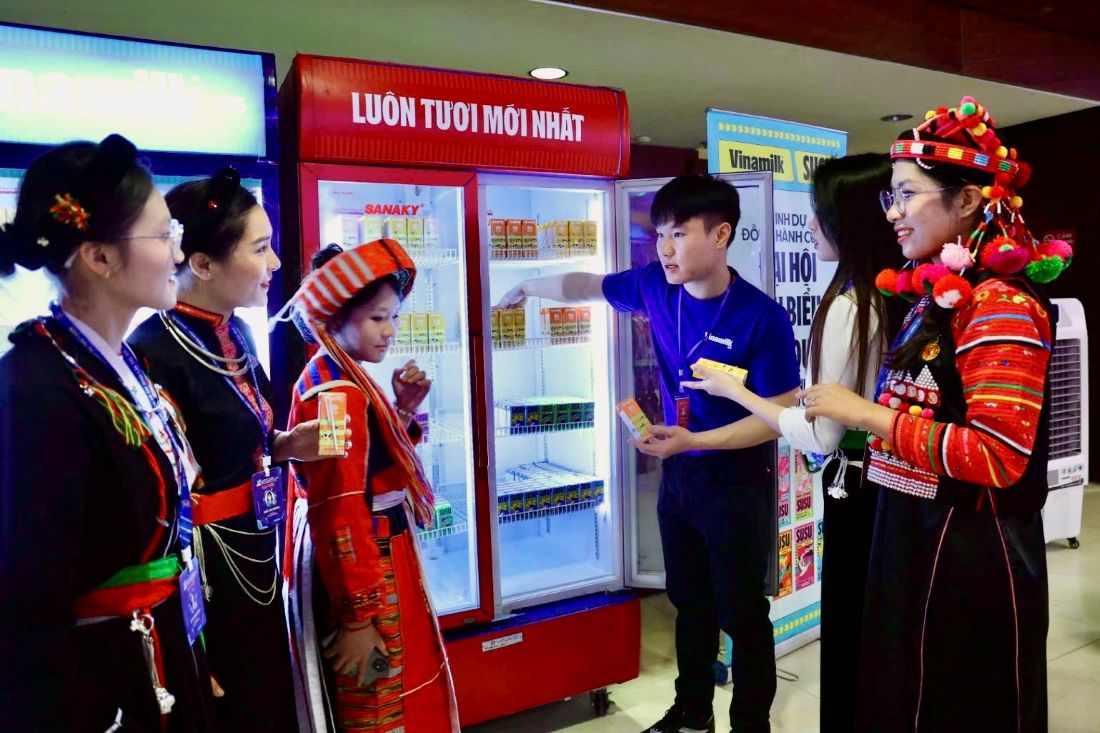 Không gian trải nghiệm sản phẩm dinh dưỡng của Vinamilk sẵn sàng đồng hành cùng Đại hội. Ảnh: Vi Nam