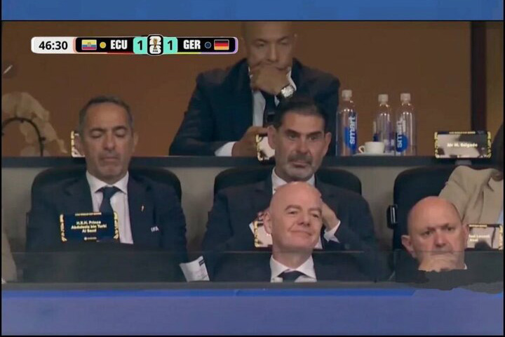 FIFA President appears and attends two matches taking place at the same time at the 2026 World Cup. Photo: Cut from video