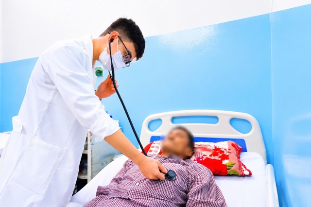 The patient was promptly rescued by doctors after cardiac arrest due to acute myocardial infarction. Photo: BVCC