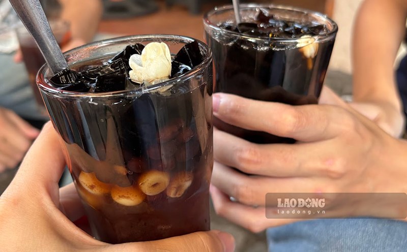 건강에 좋은 검은콩과 연밥 물을 만드는 방법