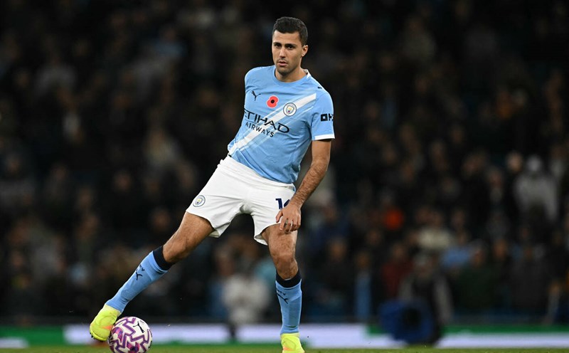 Man City có thể đã tìm được người thay thế Rodri xứng đáng nhất. Ảnh: AFP