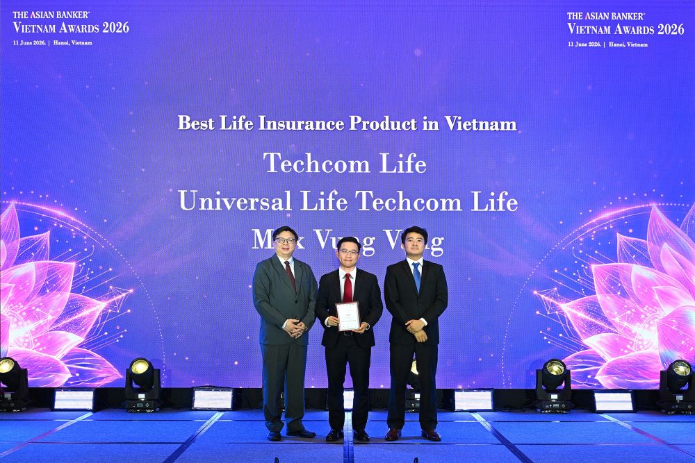 Sản phẩm Universal Life Techcom Life Max Vững Vàng giành giải Sản phẩm Bảo hiểm Nhân thọ xuất sắc nhất Việt Nam tại Lễ trao giải The Asian Banker Vietnam Awards 2026. Ảnh: Techcom Life