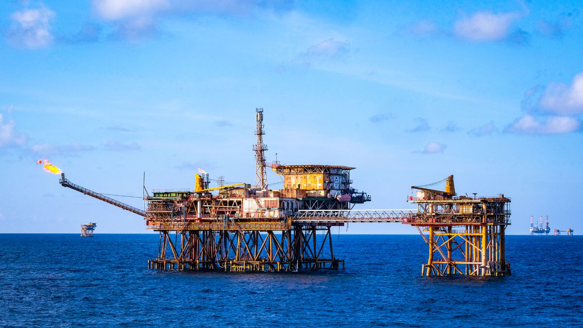 MSP-1 is the first crude oil rig at the Bach Ho field. To date, MSP-1 has exploited more than 17 million tons of oil and is still operating effectively at the "oil hub" of Bach Ho. Photo: Petrovietnam