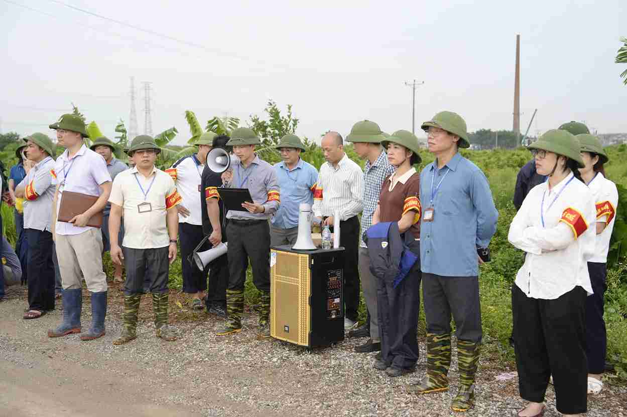Cưỡng chế thu hồi đất tại Châu Ninh phục vụ Dự án Khu phức hợp đô thị, du lịch sinh thái, sân gôn Khoái Châu. Ảnh: Xã Châu Ninh