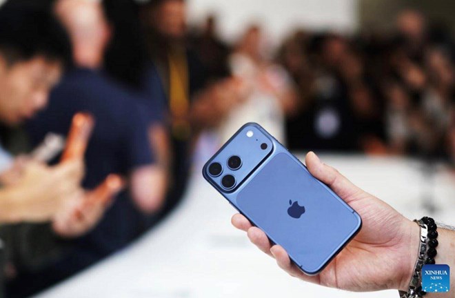 Apple explains the reason for the price increase of a series of products. Photo: Xinhua