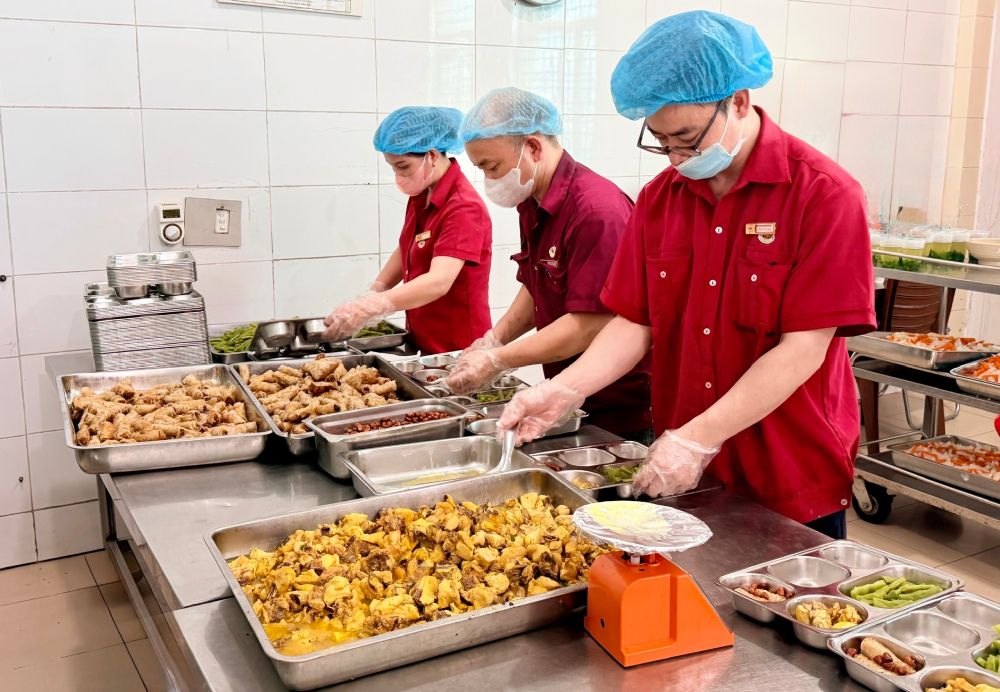 Nutrition plays an important role for patients, especially cancer patients. Photo: Tran Ha