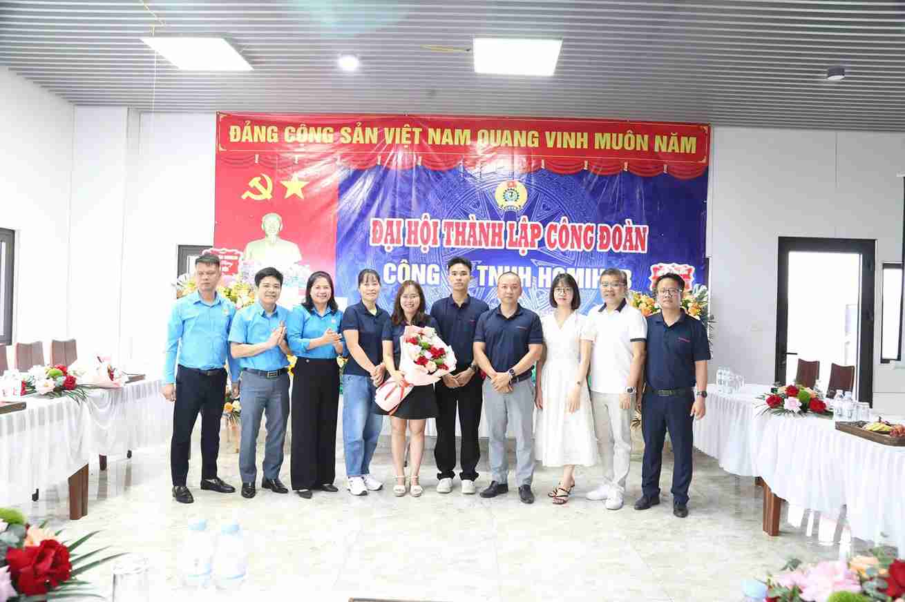 133 more workers join the Trade Union organization in Hung Yen. Photo: Hung Yen Trade Union