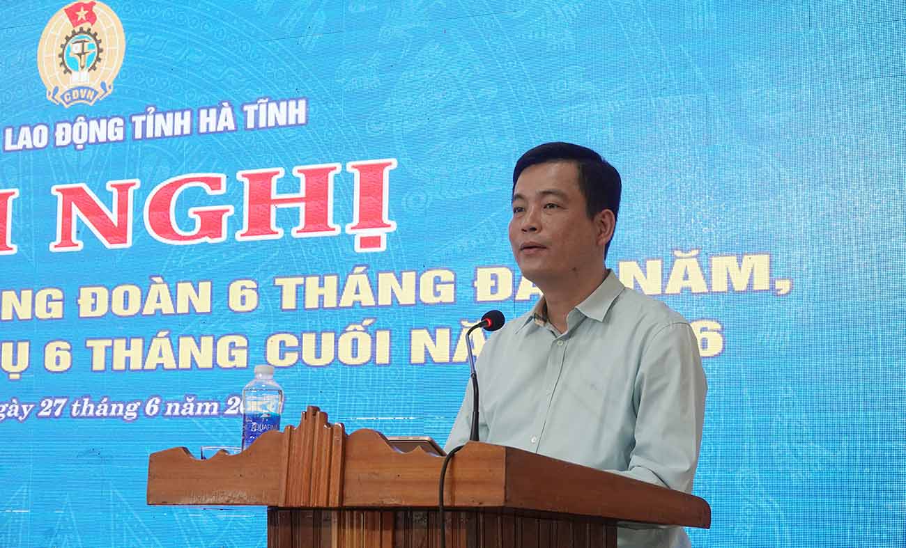 Ông Nguyễn Thành Đồng - Chủ tịch Ủy ban MTTQVN tỉnh Hà Tĩnh phát biểu tại hội nghị. Ảnh: Trần Tuấn