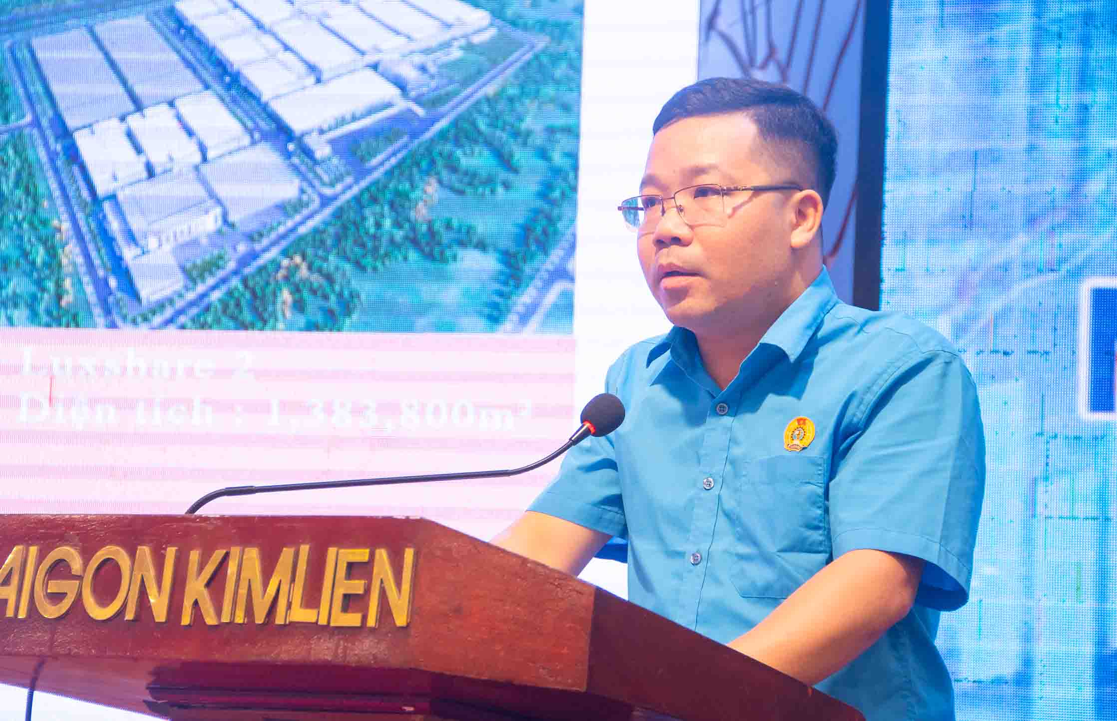 Các tham gia thảo luận, đóng góp ý kiến tại chương trình. Ảnh: Duy Chương