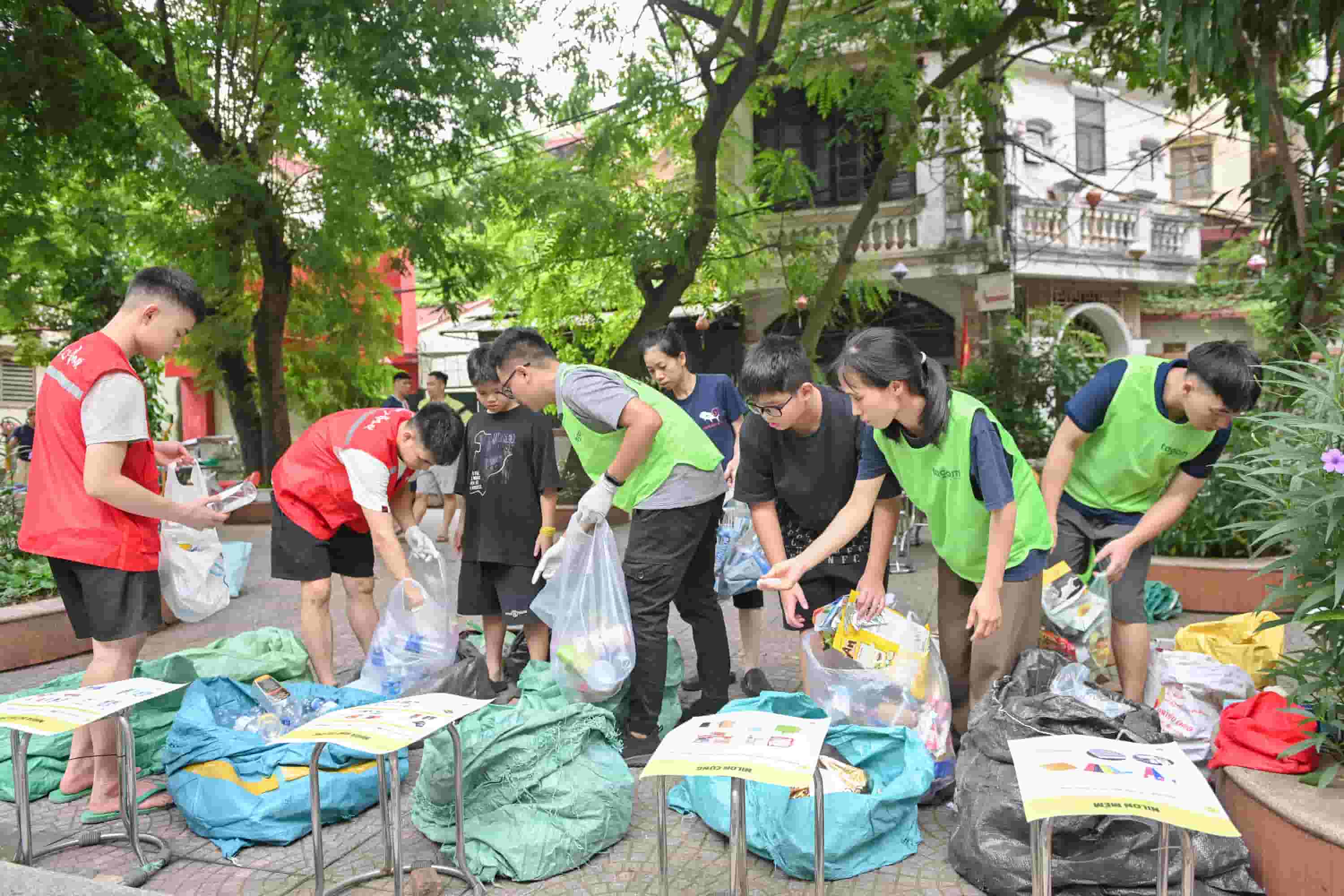 Trong thời gian tới, TAGOM sẽ tiếp tục mở rộng các điểm thực hành phân loại rác tại nhiều địa phương, đồng thời tăng cường các chương trình giáo dục môi trường dành cho học sinh, sinh viên và người dân. Ảnh: NVCC