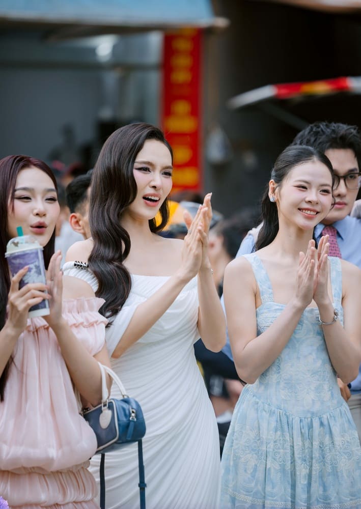 Á hậu Miss Grand Việt Nam Lê Phan Hạnh Nguyên và ca sĩ Nhật Huyền