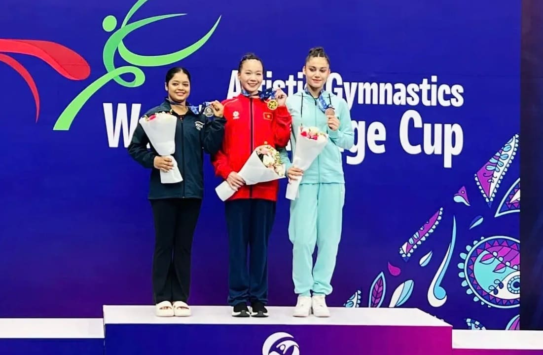 Quynh Nhu (red shirt) played well at the Challenge World Cup but has not won a medal at the 2026 Asian Gymnastics Championships. Photo: Truong Minh Sang