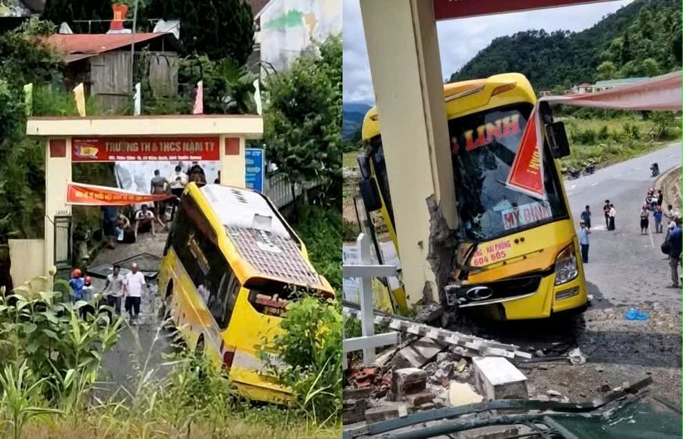 Scene of the passenger car crashing into the school gate. Photo: Phu Nguyen
