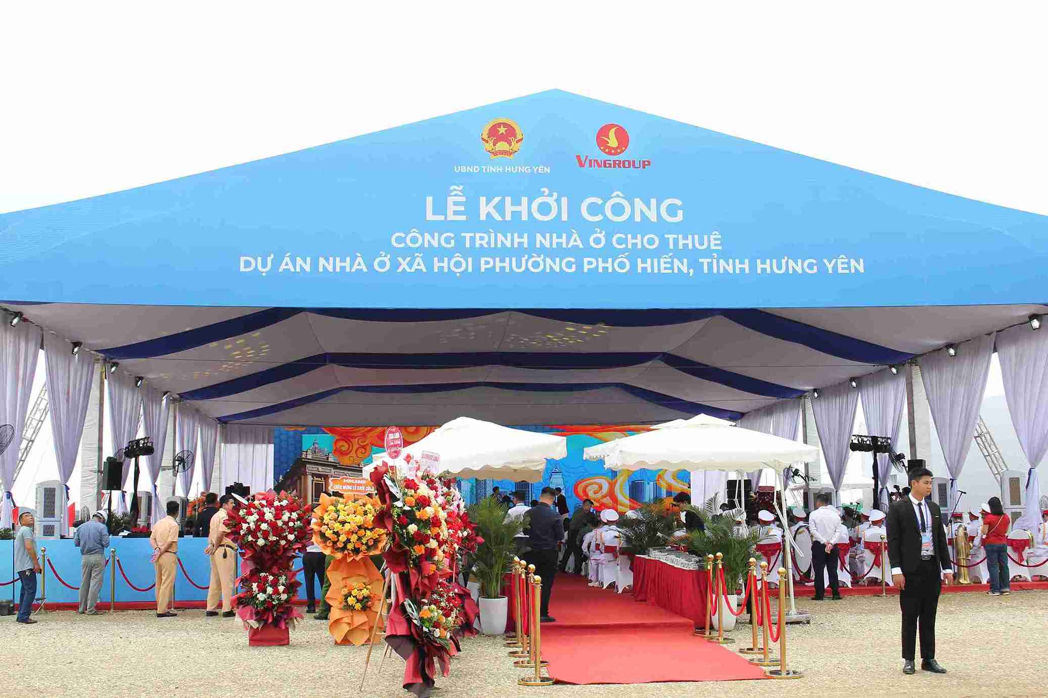 The groundbreaking ceremony of the rental housing project under the Pho Hien ward social housing project attracted the participation of a large number of delegates. Photo: Mai Huong